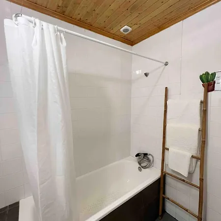 Casa Do Cacto - 1 Bedroom Flat Madalena (Azores)